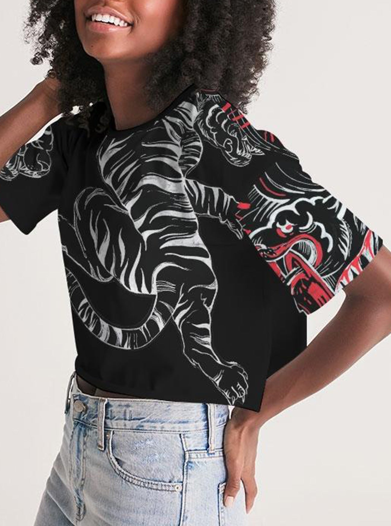 "TIGER DANCE" Lounge Cropped Tee (Women)